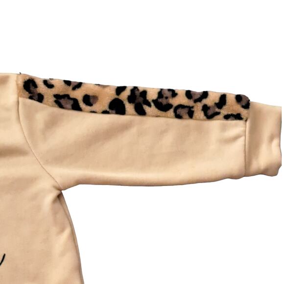 $2 For $5 Sale Kids Tan Faux Animal Print Mama's Bestie Hoodie Size 3T - Picture 4 of 7